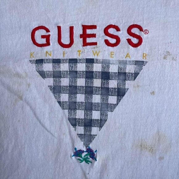 Vintage single stitch guess embroidered t shirt - Picture 3 of 5